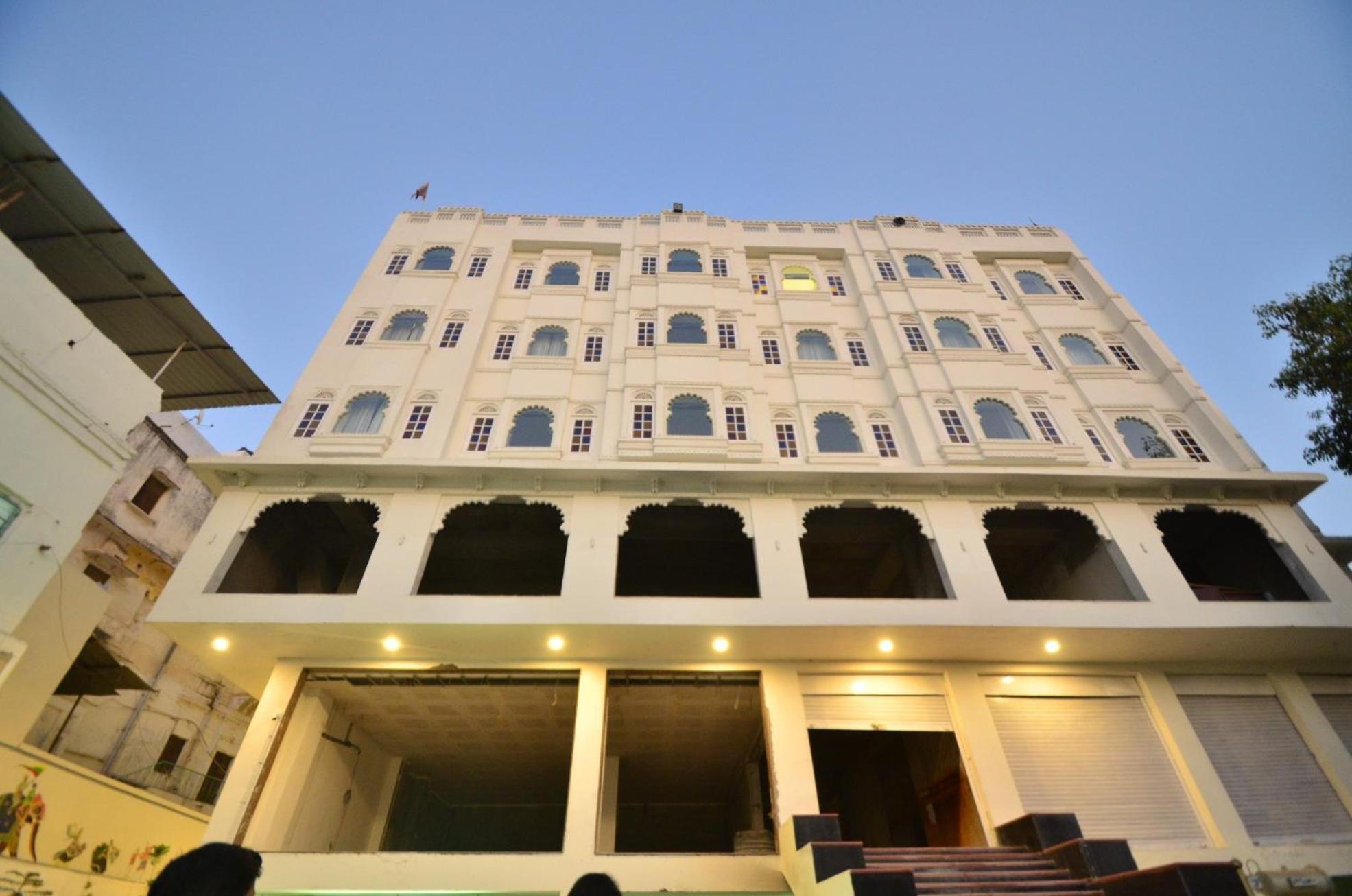 ホテル Aaram Mahal By Pachar Group ウダイプル エクステリア 写真